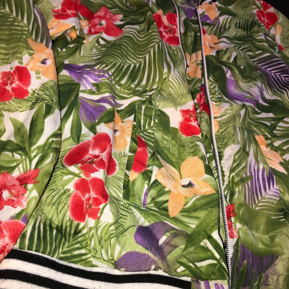 Jacket - Picture 2 of 3